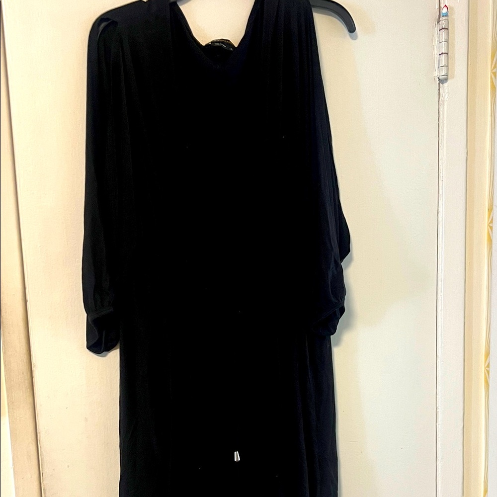BCBG MAX AZRIA beach cover up
